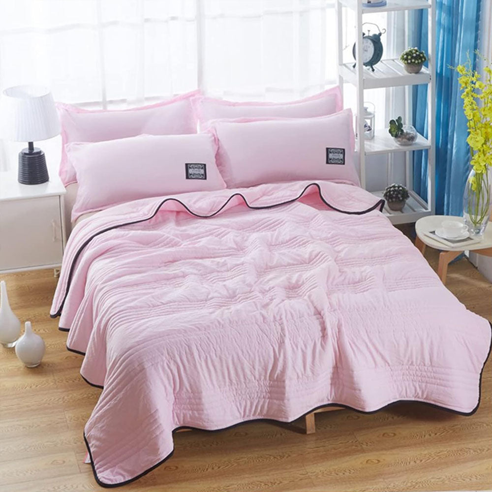 Cooling Blanket | Soft and Breathable | Moisture-Resistant | Hypoallergenic