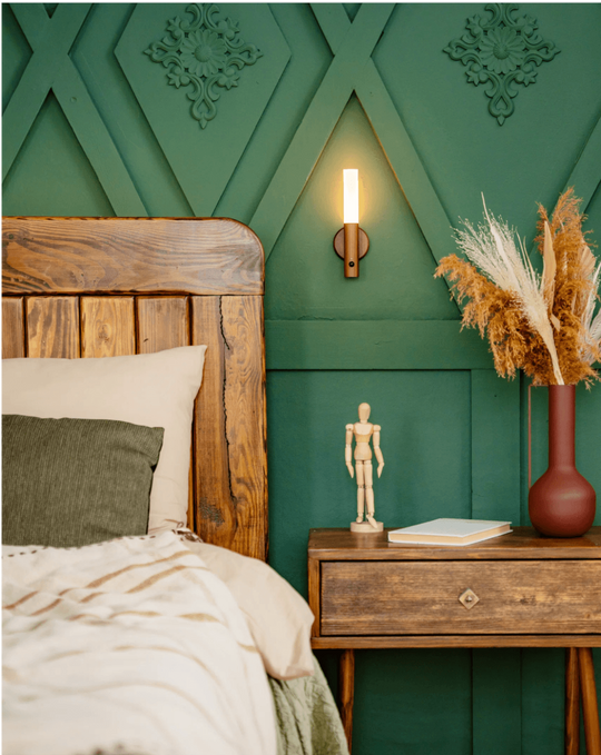 Elvar - Rechargeable Wooden Sconce