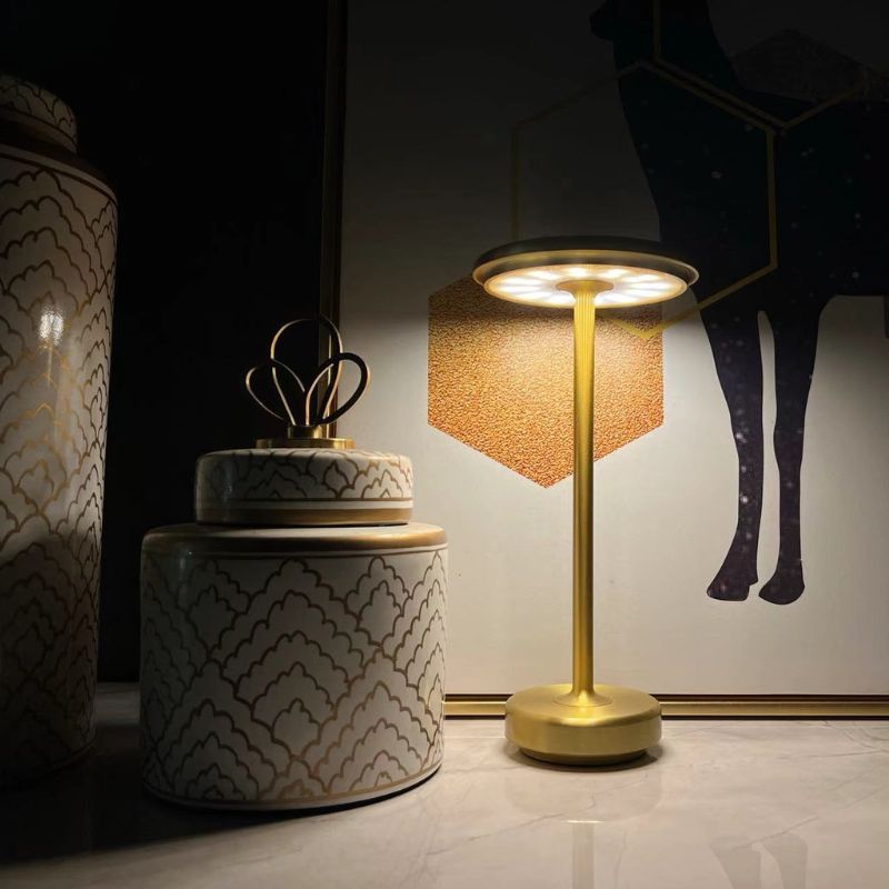 Cordless Table Lamp with Adjustable Brightness and Color Temperature – Modern Aluminum Design for Living Room or Desk