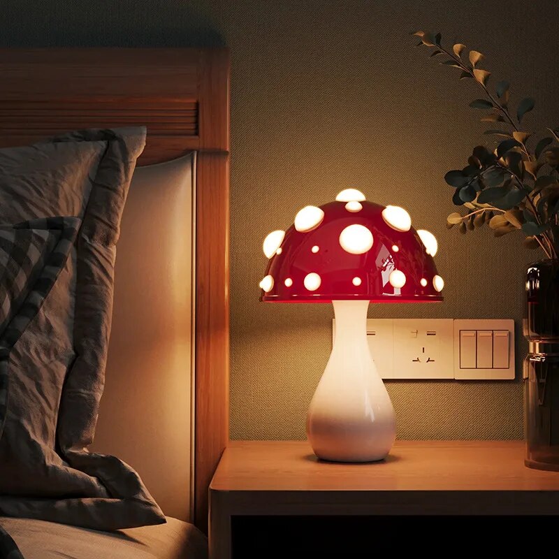 Amanita Mushroom Inspired Dimmable Table Lamp – Cordless LED Bedside or Desk Lamp with Warm White Light