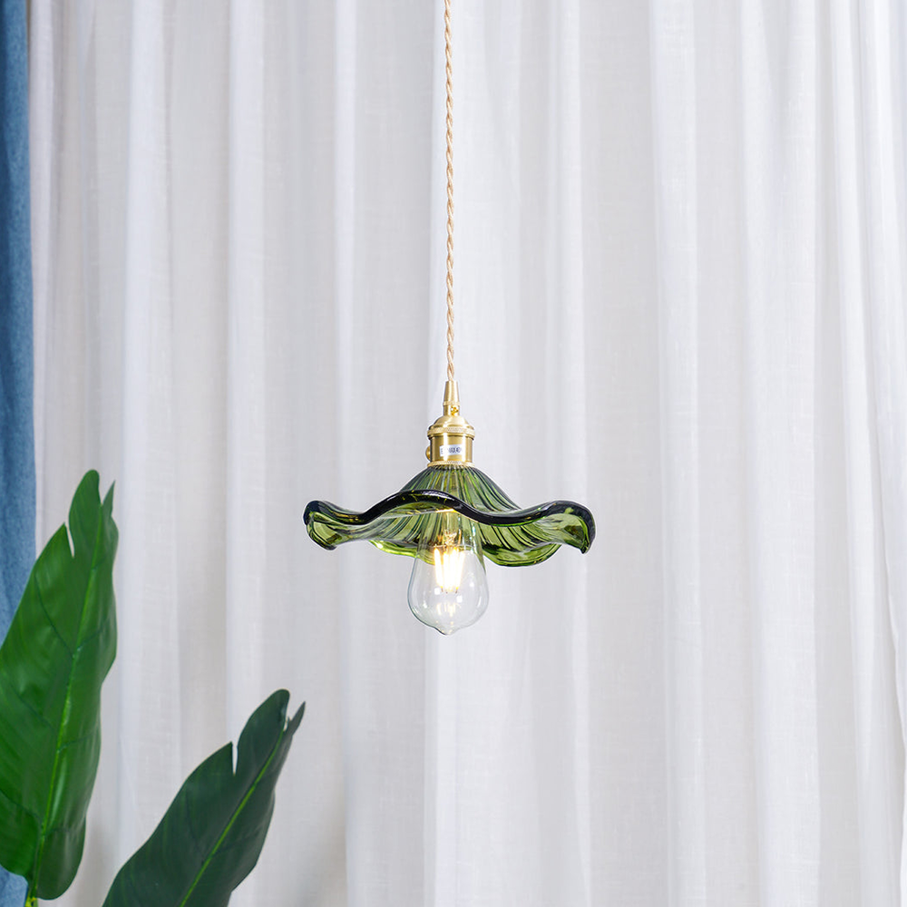 Elegant Hibiscus Flower Pendant Lamp – Stylish & Modern Lighting Decor