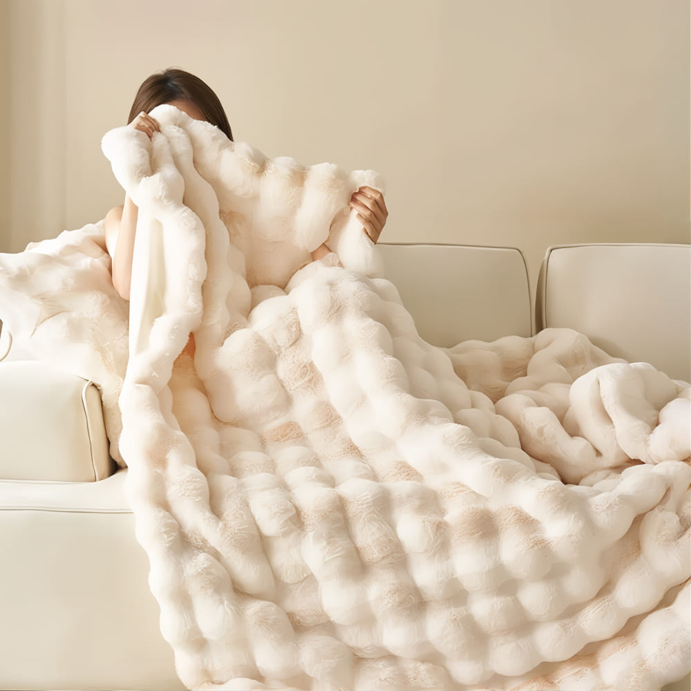 Fluffy Blanket | Cloud-like Softness | Breathable and Warm | Luxurious Feel
