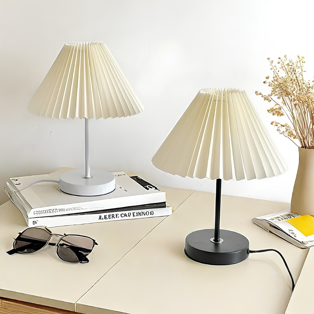 Elegant Dimmable Table Lamp with Pleated Fabric Shade – USB Plug-in Bedside or Desk Lamp for Warm White Light