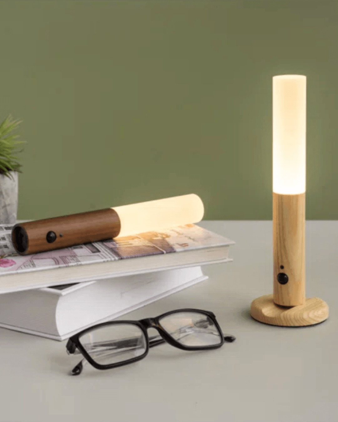 Elvar - Rechargeable Wooden Sconce