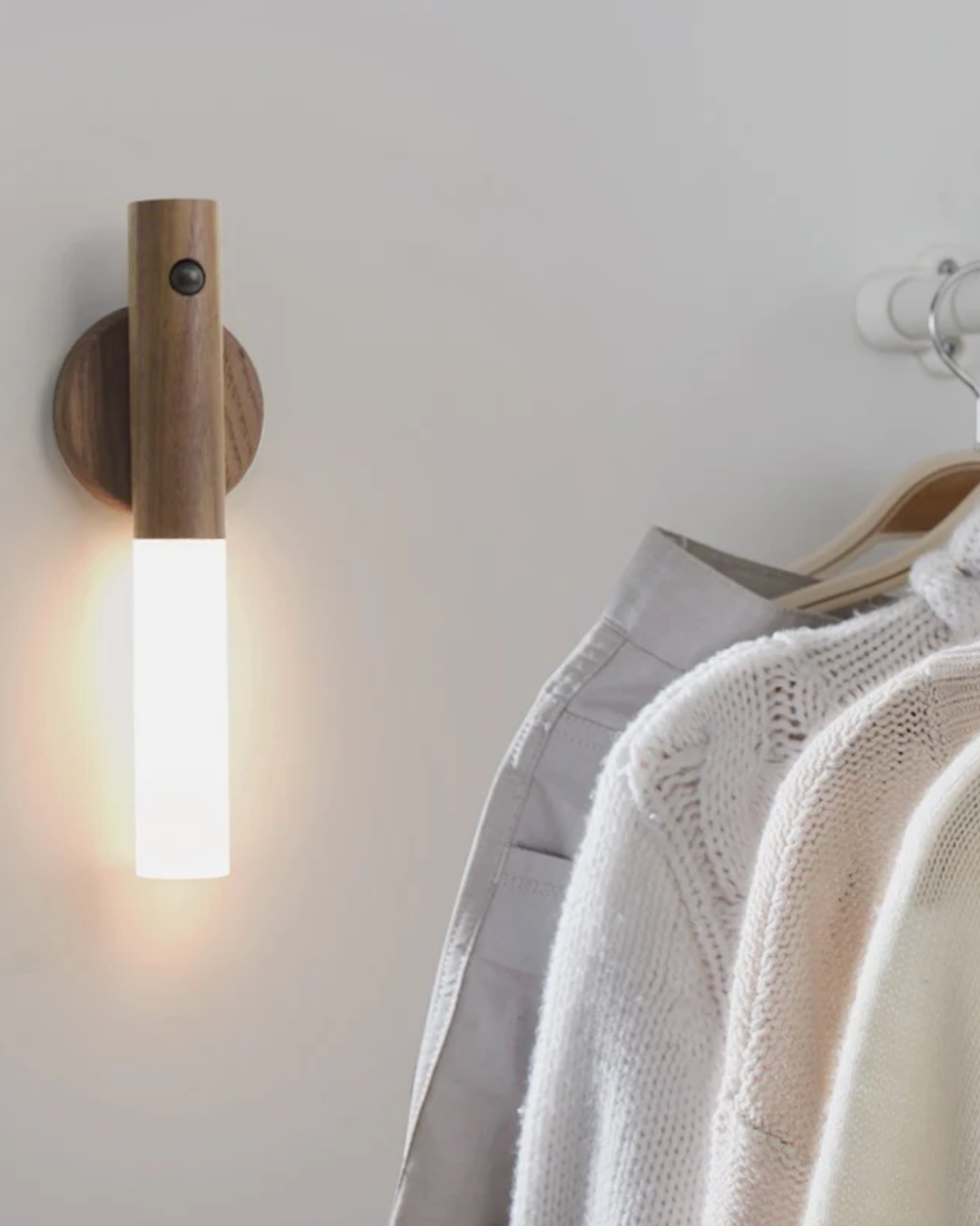 Elvar - Rechargeable Wooden Sconce