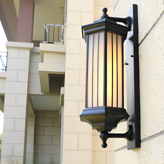 Modern Waterproof Outdoor Wall Light – Black Retro Outdoor Sconce for Garden, Porch, and Exterior Use
