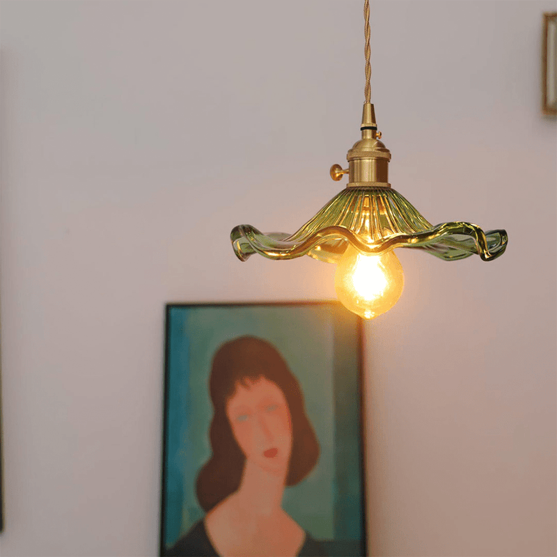 Elegant Hibiscus Flower Pendant Lamp – Stylish & Modern Lighting Decor