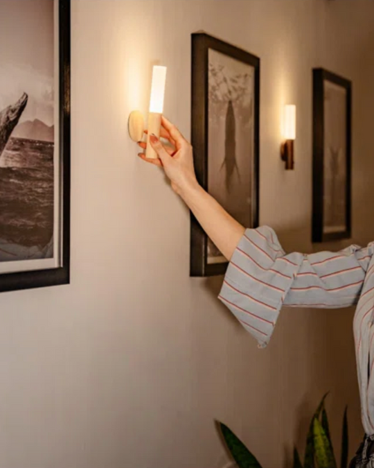 Elvar - Rechargeable Wooden Sconce