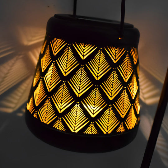 Ensemble de 2 lanternes solaires d'extérieur – Lampes LED suspendues en treillis de fer rétro, étanches pour jardin et allée