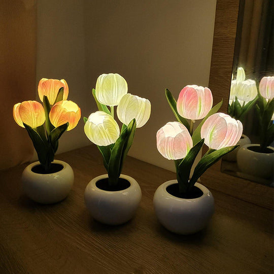Elegant Tulip Night Light with LED Glow – Faux Flower Mood Lamp for Cozy Ambiance