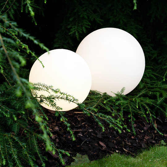 Spherical Garden Light | Remote Controlled | Weather resistant | Durable battery | Versatile and Portable
