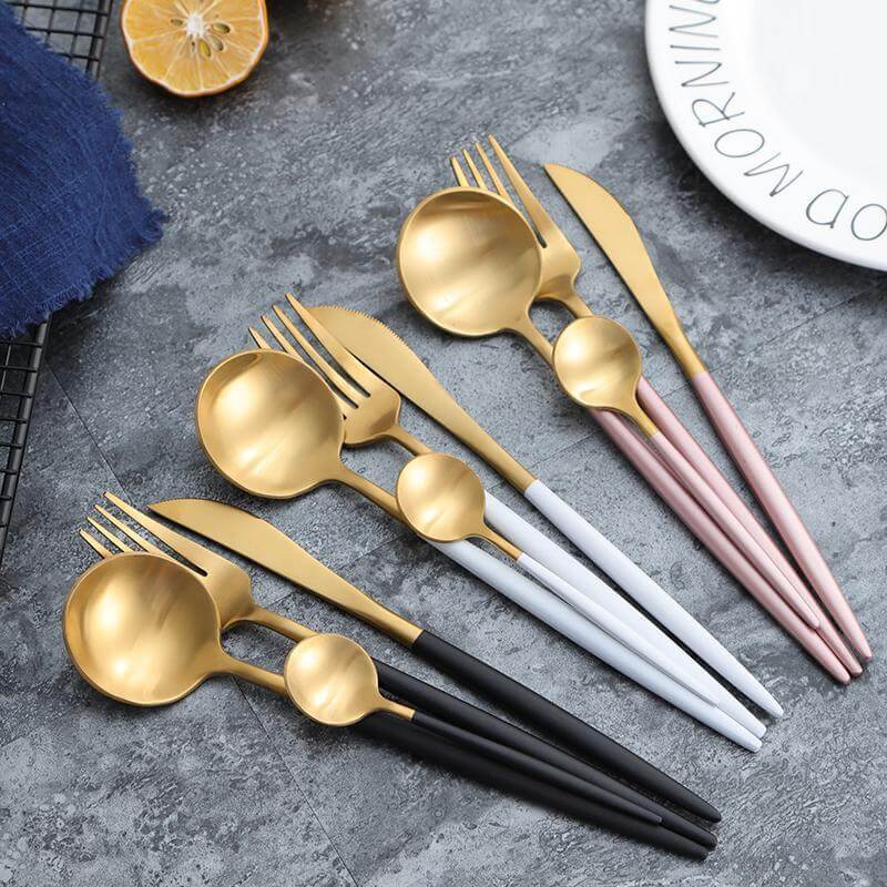 Modern Gold Flatware Set – 24-Piece Stainless Steel Cutlery Set for Elegant Dining, Dishwasher Safe
