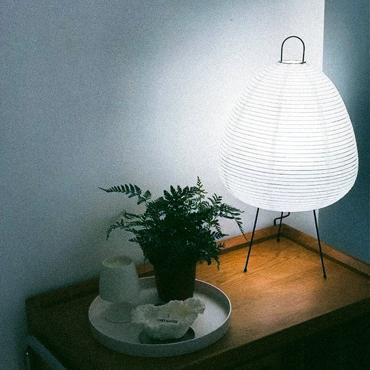 Japanese Rice Paper Table Lamp with Bamboo Frame – Elegant Ambient Lighting for Bedroom or Living Room