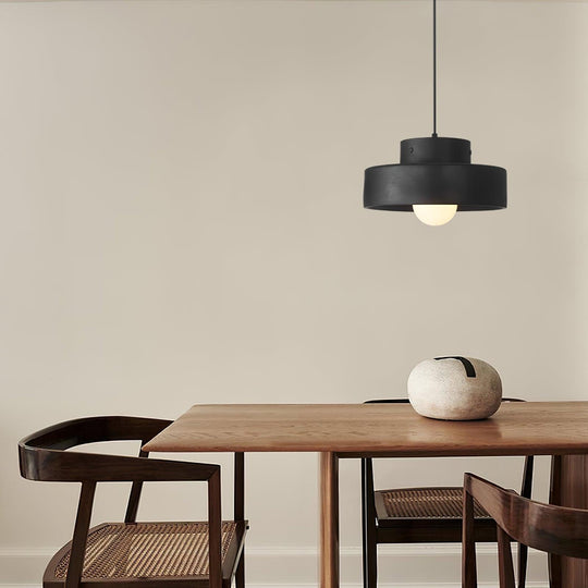 Lampe Suspendue Noire Moderne – Suspension de Cuisine à Hauteur Réglable avec Abat-jour en Résine pour Usage Intérieur