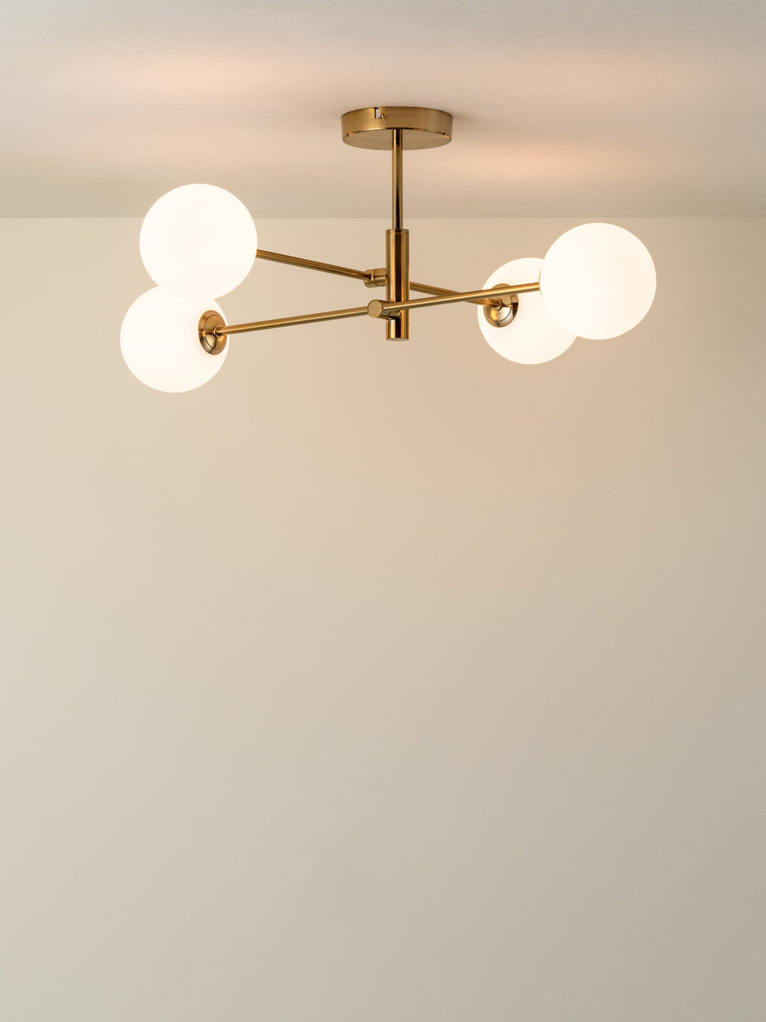 Aulier 4-Light Pendant – Modern Lighting Fixture for Living Room & Dining Room