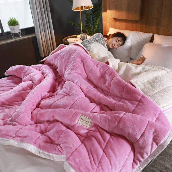 Serenity | Luxury & Warm Winter Blanket | Insulated | Ultra-Soft and Breathable