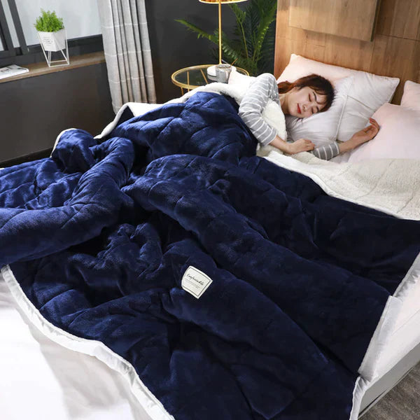 Serenity | Luxury & Warm Winter Blanket | Insulated | Ultra-Soft and Breathable