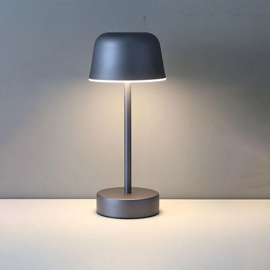 Moderne dimbare tafellamp - Draadloos, verstelbare helderheid, drie lichtkappen, batterijgevoed, compact ontwerp voor thuis of kantoor