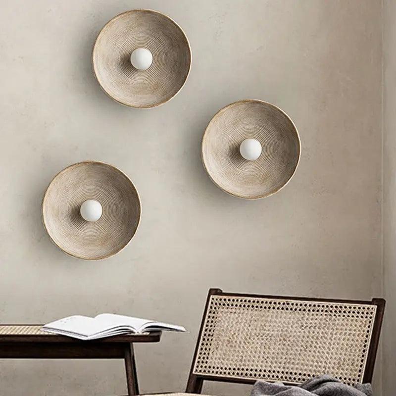 Retro Wall Lamp Sconce – Durable Resin Wall Light in White and Light Brown for Modern Home Decor