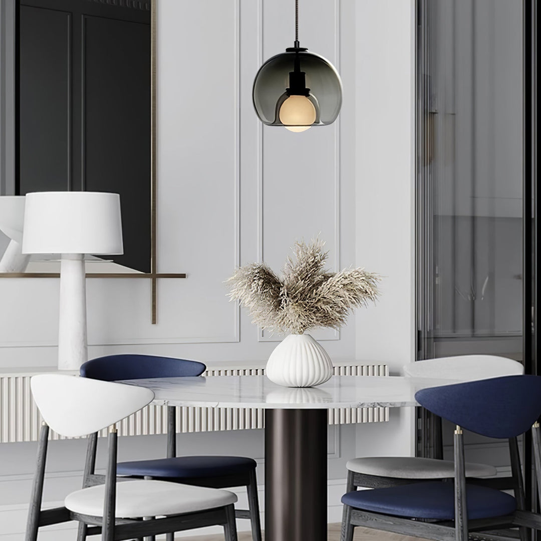 Handblown Glass Pendant Light with Adjustable Height – Stylish Ceiling Light Fixture for Kitchen and Dining Spaces