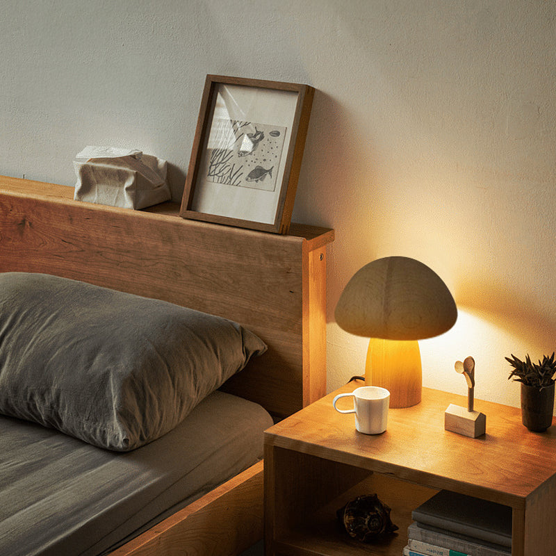 Oplaadbare Houten Paddenstoel Tafellamp – Aanraakgevoelige LED Bedlamp voor Gezellige Sfeer, Snoerloze en Milieuvriendelijke Ontwerp