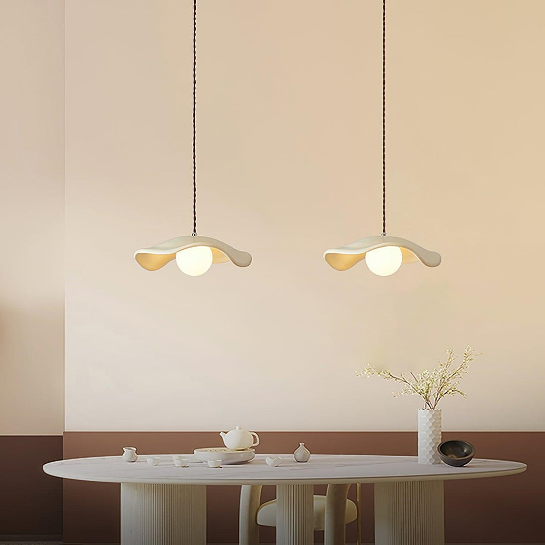 Unique Resin Pendant Lamp with Curved Hat-Shaped Shade – Modern Indoor Pendant Lighting Fixture