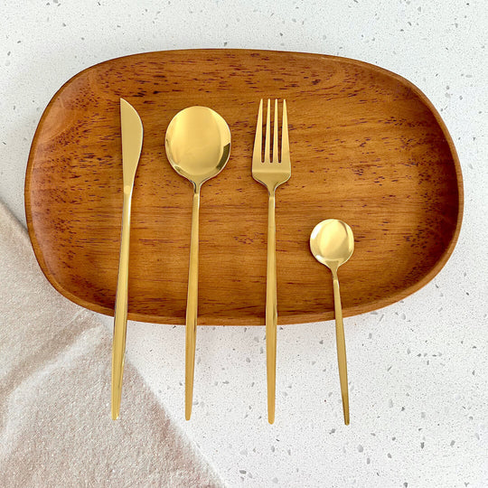 Minimalist Gold Flatware Set – 24-Piece Stainless Steel Cutlery Set for Elegant Dining