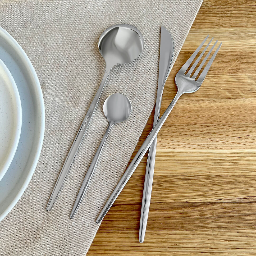 Modern 24-Piece Silver Flatware Set - Premium 18/10 Stainless Steel Cutlery Set for Elegant Dining, Dishwasher Safe