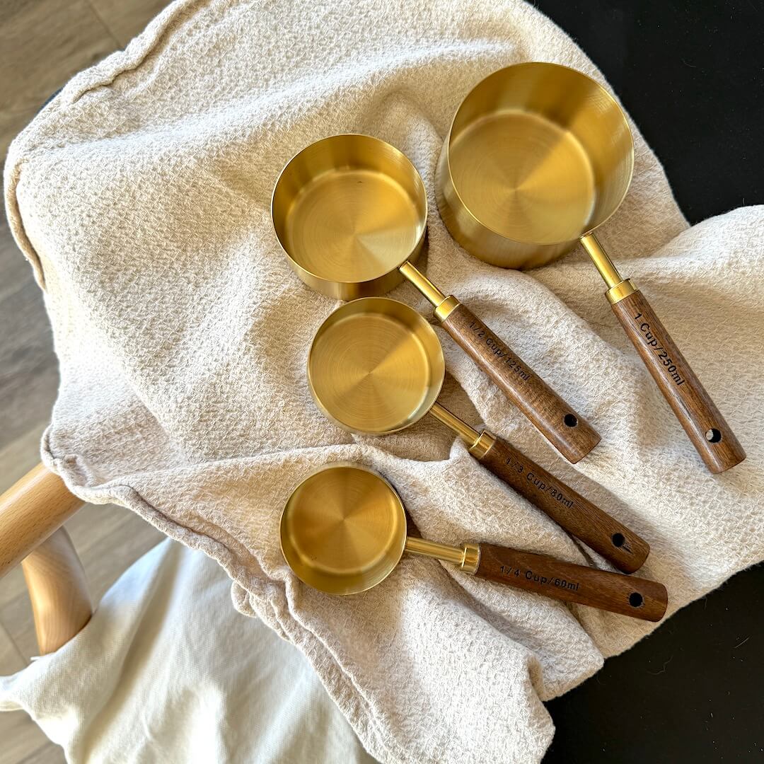 Variant image for Acacia Wood Measuring Cups and Spoons Set with Gold Accents – Eco-Friendly Kitchen Essentials-3
