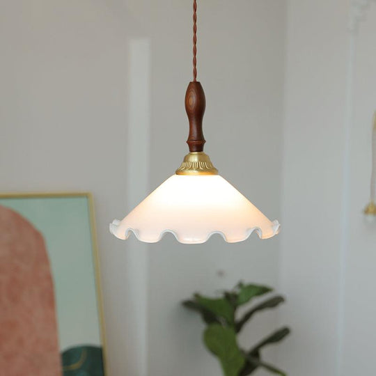 Variant image for Modern Flower Pendant Light – Stylish Brass and Glass Ceiling Light Fixture for Kitchen and Living Spaces-3