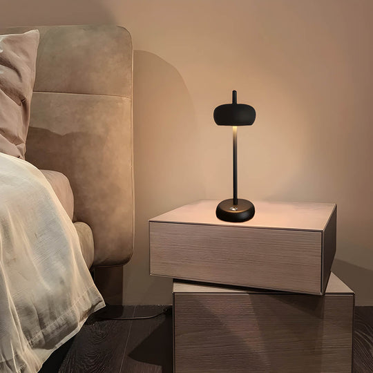 Modern Metal Table Lamp with Adjustable Brightness – Sleek Design for Bedside or Desk Use