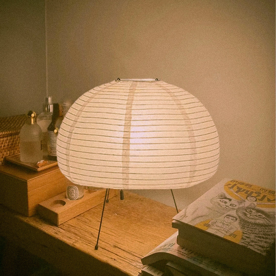 Lampe Globe Japonaise Artisanale avec Abat-jour en Papier Washi – Lampe de Table Écologique pour un Éclairage Domestique Serein