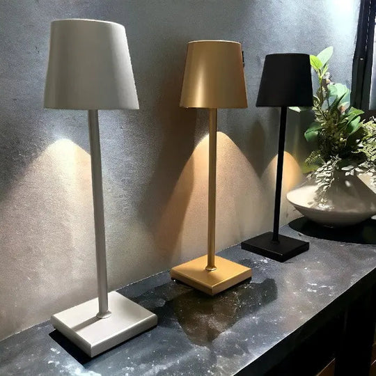 Elegant Aluminum Table Lamp with Adjustable Brightness – Rechargeable Cordless Design for Modern Home Decor
