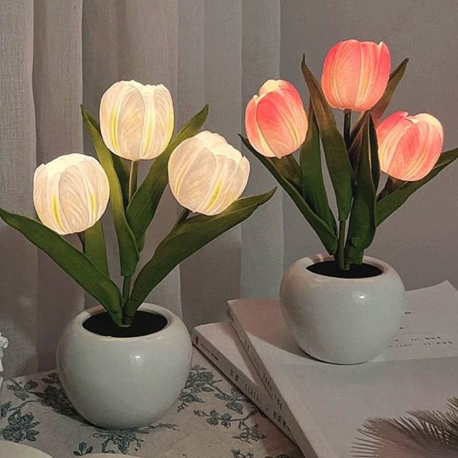 Elegant Tulip Night Light with LED Glow – Faux Flower Mood Lamp for Cozy Ambiance