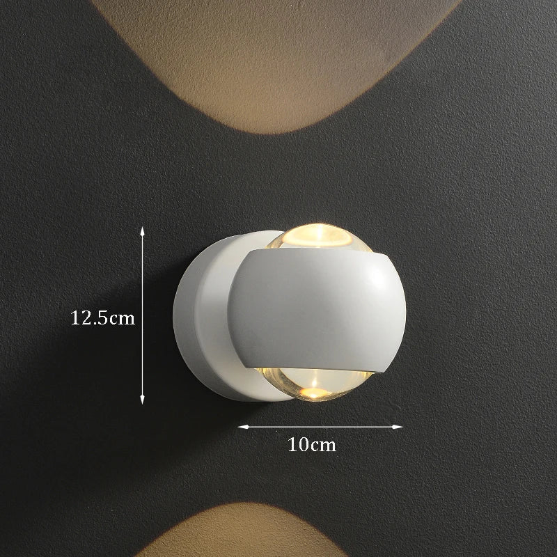 Variant image for Modern Brass Wall Lamp with Adjustable Directional Lighting – Elegant Sconce Light for Home Décor-4