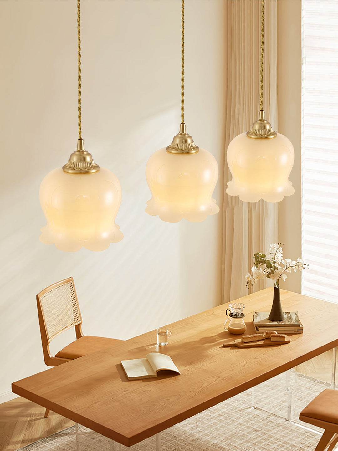 Elegant Brass and Resin Pendant Lamp – Lily of the Valley Ceiling Light Fixture, Adjustable Height, Indoor Use