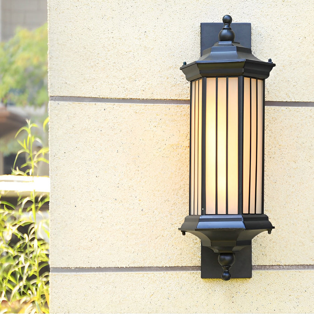 Modern Waterproof Outdoor Wall Light – Black Retro Outdoor Sconce for Garden, Porch, and Exterior Use
