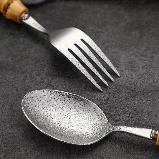 Chic Bamboo Cutlery Set - 16 or 32 Piece Eco-Friendly Flatware for Elegant Dining