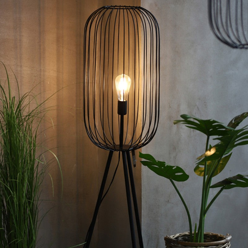 Modern Rattan Floor Lamp for Living Room – Elegant Metal Design with Ambient Lighting, 134 cm Height