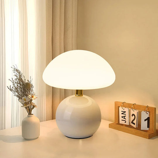 French Style | Ceramic Mushroom Table Lamp