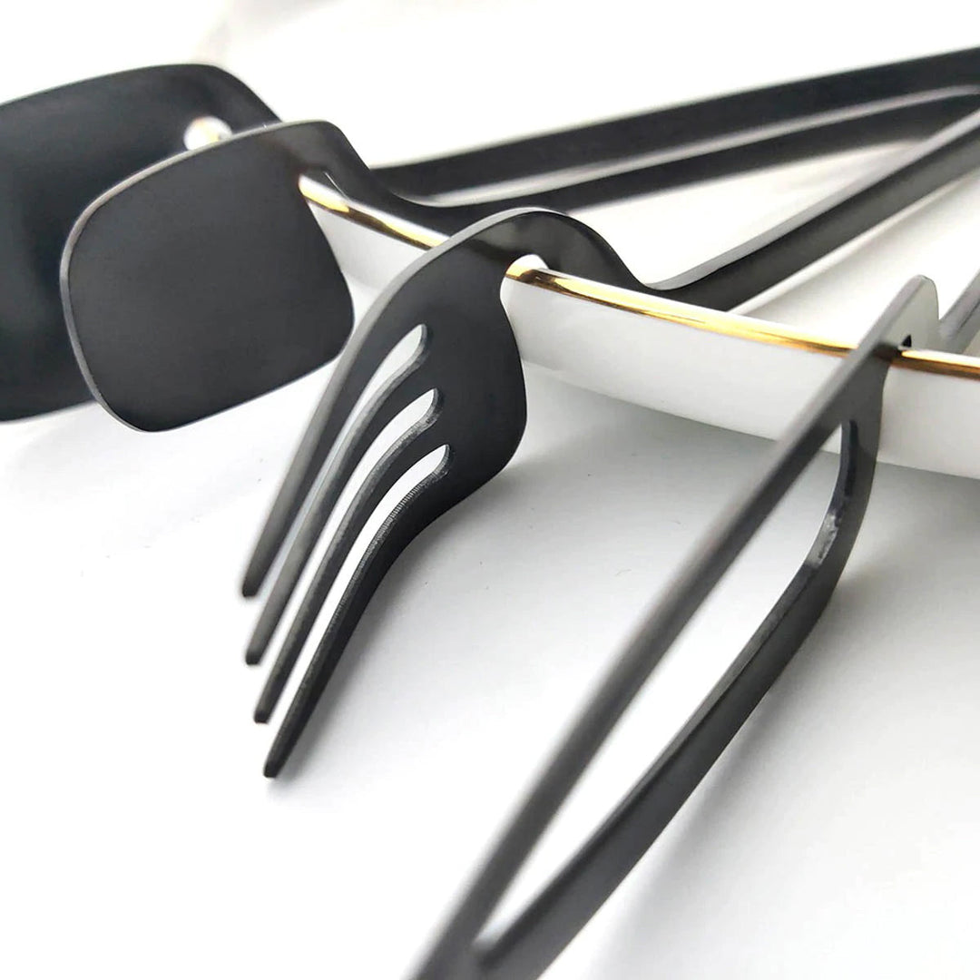 Sculptural 16-Piece Cutlery Set with Hook Design – Elegant Stainless Steel Silverware Set for Dining