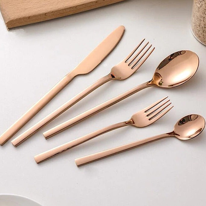 Variant image for 30-Piece Flatware Set for 6 – Premium Stainless Steel Cutlery Set in Gold, Black, Silver, and Rose Gold, Dishwasher Safe-7
