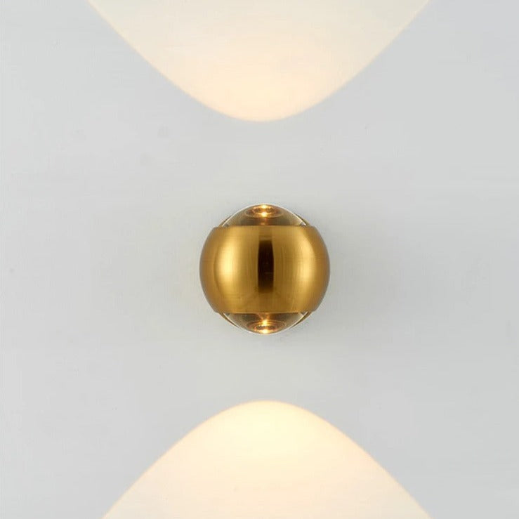 Variant image for Modern Brass Wall Lamp with Adjustable Directional Lighting – Elegant Sconce Light for Home Décor-1