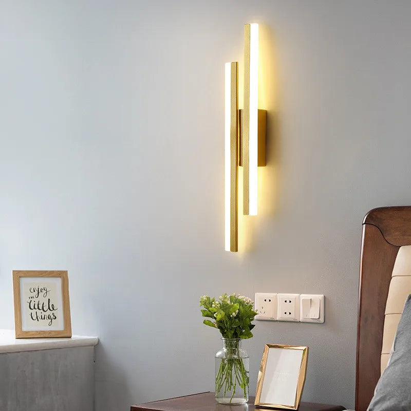 Modern LED Wall Light – Sleek & Minimalist Lighting for Hallways & Living Spaces