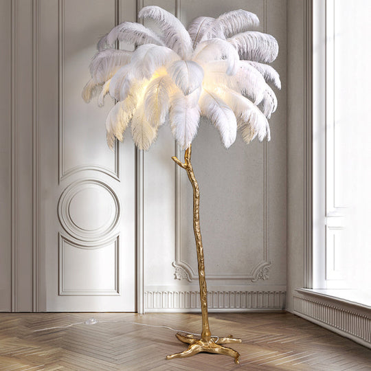 Luxury Gold Nordic Ostrich Feather Floor Lamp – Elegant & Stylish Lighting