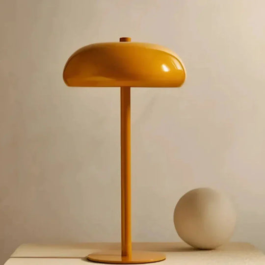 Sleek Retro Table Lamp with Touch Control – Rechargeable Cordless Bedside or Desk Lamp for Modern Spaces
